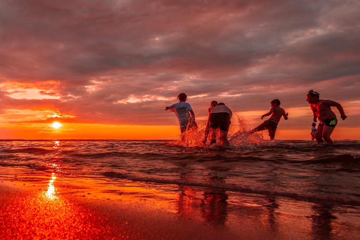 Dlaczego warto wysłać dziecko na kolonie nad morzem?