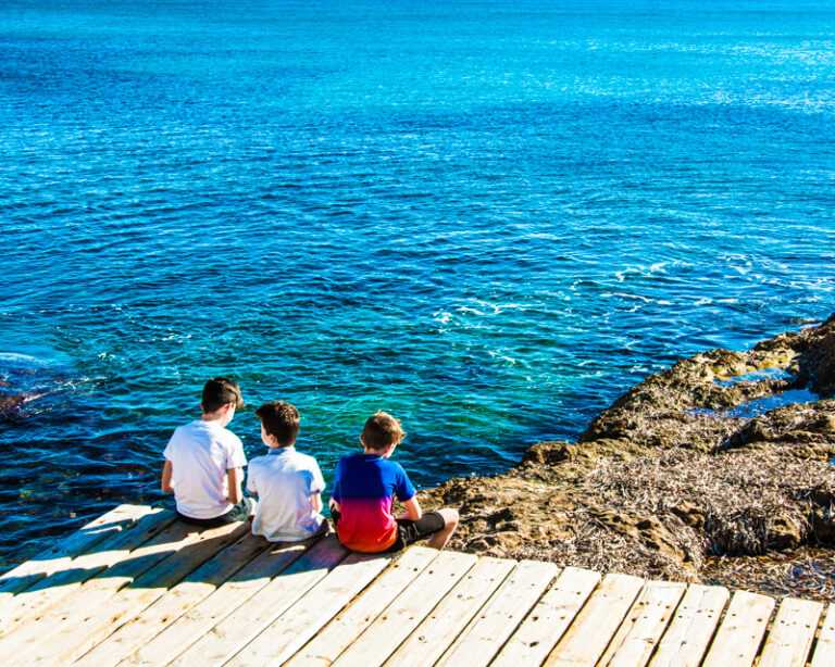 Aktywnie spędzany czas podczas obozów młodzieżowych za granicą