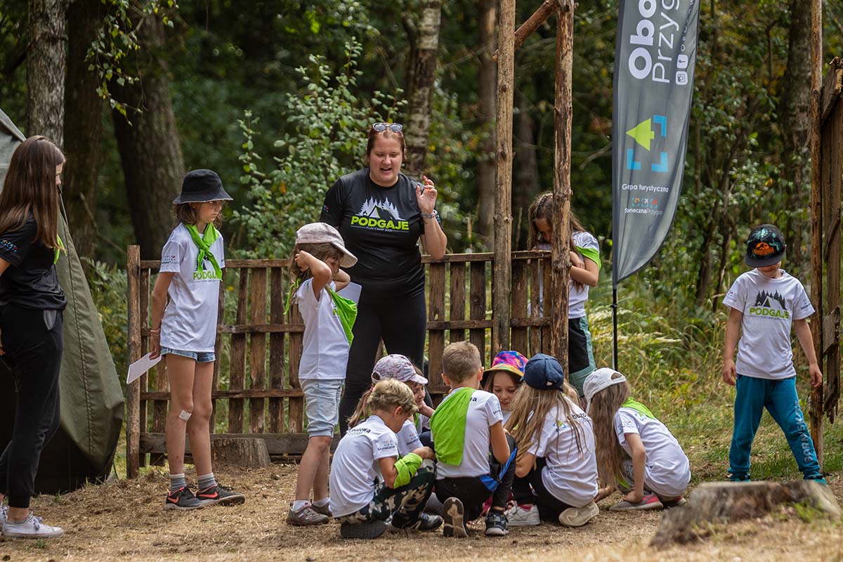 Zajęcia grupowe na obozach przygodowych