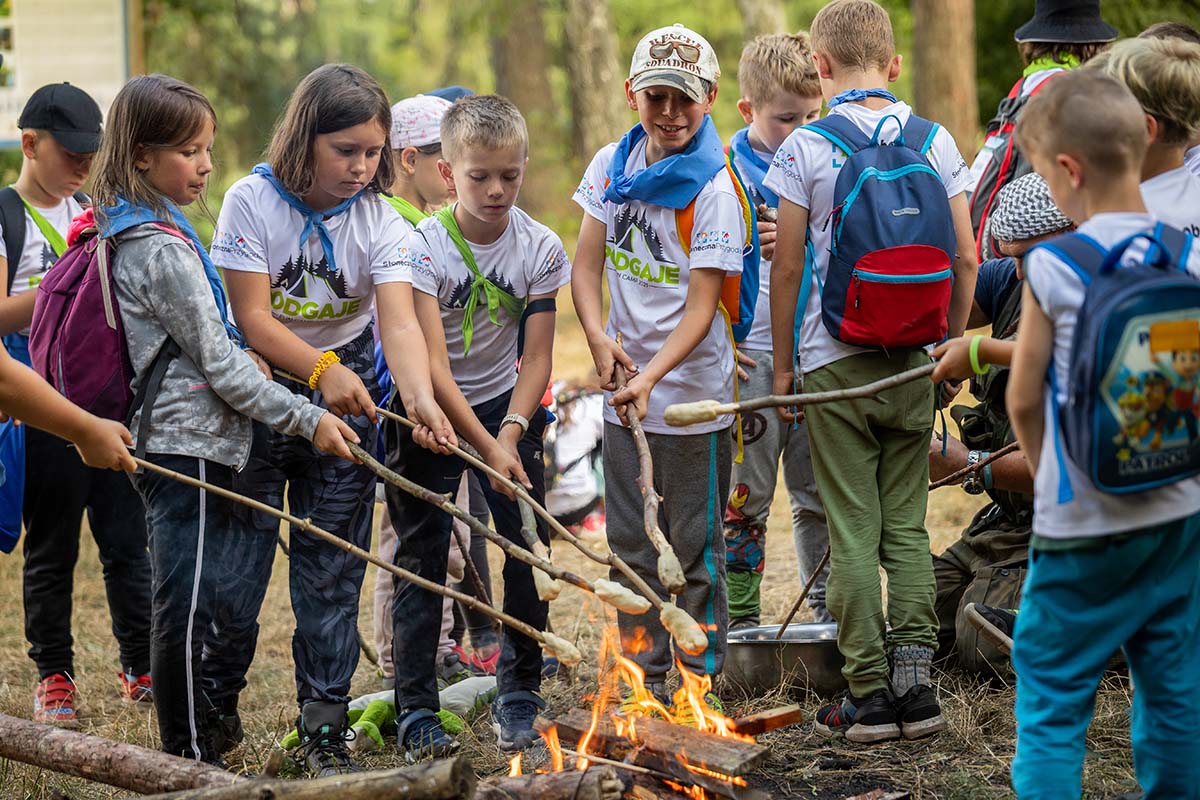Obozy przygodowe dla dzieci - ognisko