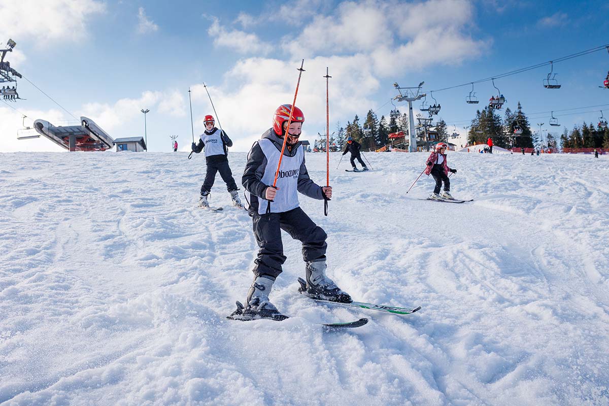 Jak wybrać najlepszy obóz zimowy dla dziecka? Poradnik dla rodziców